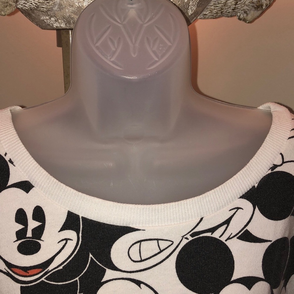 Disney Sweater - Picture 5 of 7
